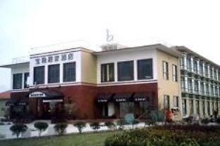 Baolong Homelike Hotel Luojing Branch Шанхай Екстериор снимка