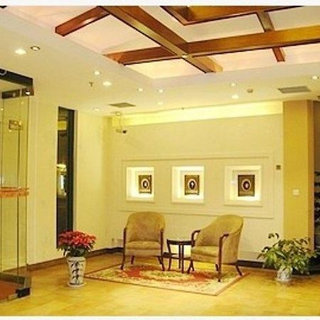 Baolong Homelike Hotel Luojing Branch Шанхай Екстериор снимка